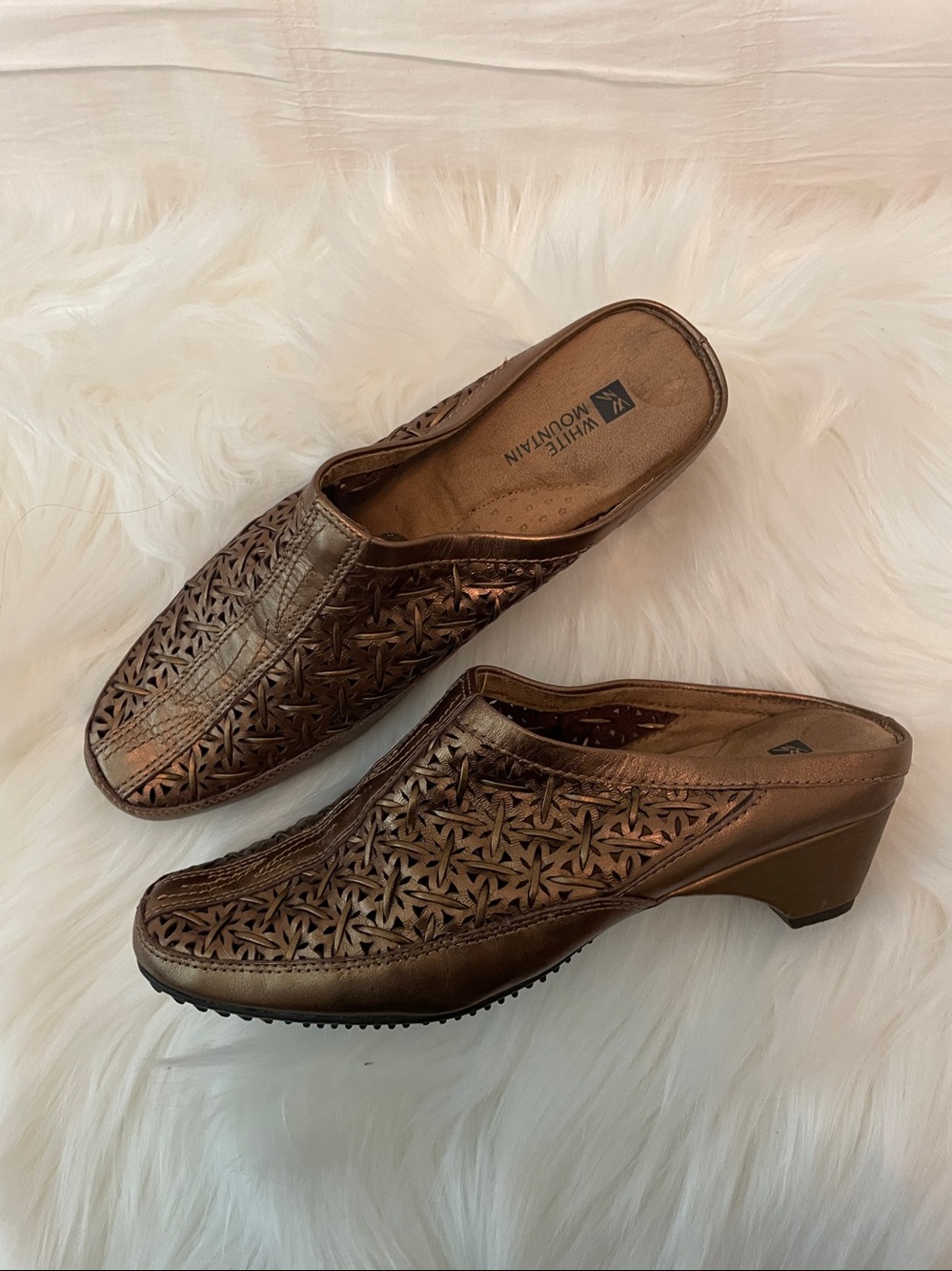 White Mountain Bronze Leather Mule Slides Sz7